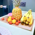 L\'Emeraude - Paris 19Eme Arrondissement